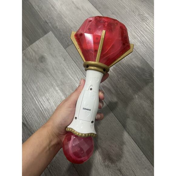 Disneyland Princess Belle Light-up Film Bubble Wand Working - Picture 5 of 6